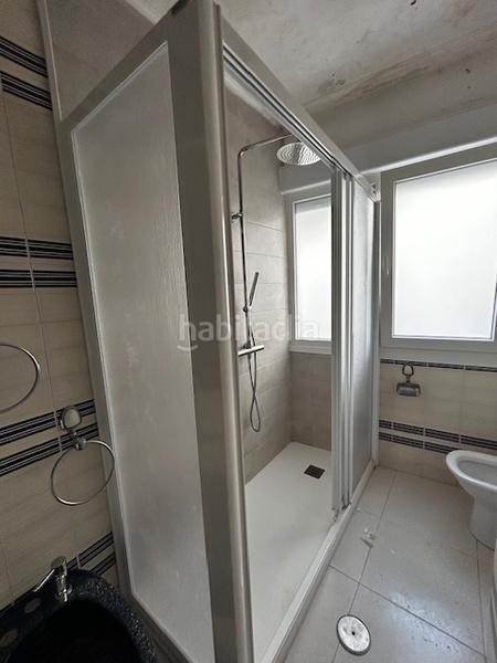 Foto 03596492-2376-47fd-b5ee-ef84bc0075b6. Pis a Grove (O)