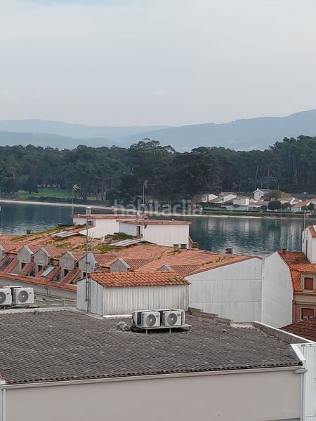 Foto d9837dcd-92ac-4abc-ba05-b0ab8cefe55d. Edifici a Grove (O)