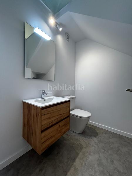 Foto a842ac7c-9afc-4785-b656-eb7eb69891a0. Casa adossada a rúa esperanza 22 a O Carril Vilagarcía de Arousa