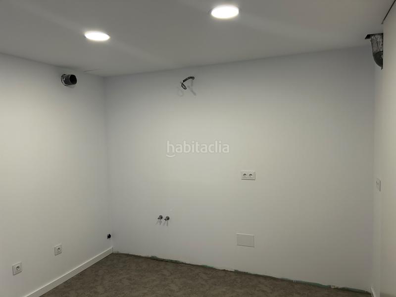 Foto ee1b9675-5c92-4169-9b9f-dd8af853fe84. Casa adossada a rúa esperanza 22 a O Carril Vilagarcía de Arousa