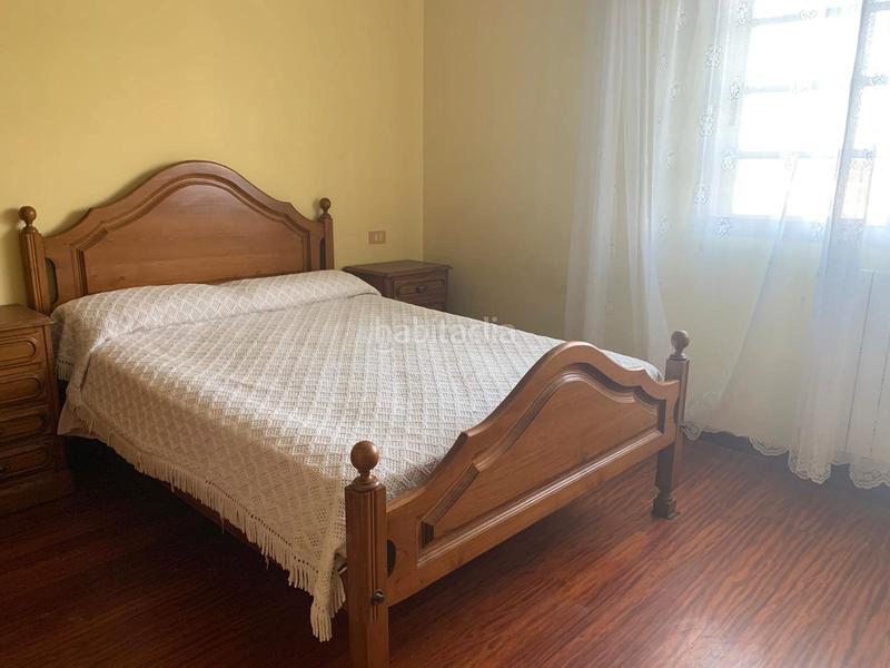 Foto 22a0fb4d-058c-4556-9ec4-d285f4506832. Casa con camino riscaldamento parcheggio in Meaño