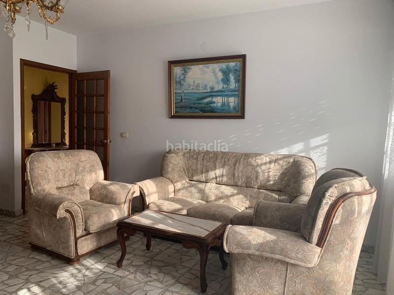 Foto f2aac33a-85c5-4013-84f7-1dfc02299594. Casa con camino riscaldamento parcheggio in Meaño