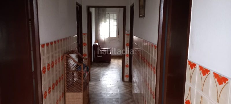 Foto 142cf6c4-a539-4720-bf4d-5c3b02f1478a. Casa en rua outeiro 2 se vende casa muy bien situada en Portas