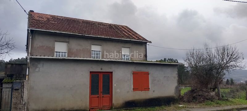 Foto 7bf6d7c5-2142-4390-95b8-e609f6aba138. Casa en rua outeiro 2 se vende casa muy bien situada en Portas