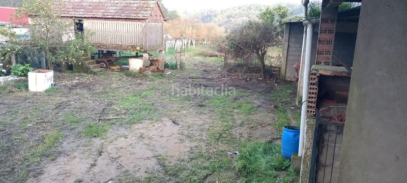 Foto c9a820fd-45bc-4cde-b39d-a8933a4101fb. Casa en rua outeiro 2 se vende casa muy bien situada en Portas