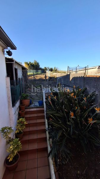Foto 290da095-b6f2-4573-b0c2-66d027ae2c89. Chalet in ac-305 35 in Pobra do Caramiñal (A)