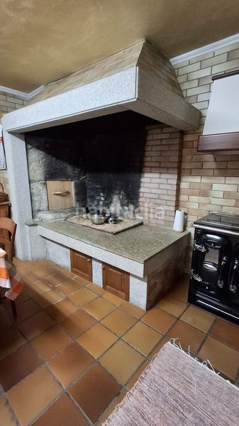 Foto 84c419fb-5c17-4946-9985-74ed0046befd. Chalet in ac-305 35 in Pobra do Caramiñal (A)