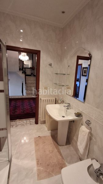 Foto a9c3358b-0ed0-4e1c-b4a5-0bc4ce7c7dbc. Chalet in ac-305 35 in Pobra do Caramiñal (A)