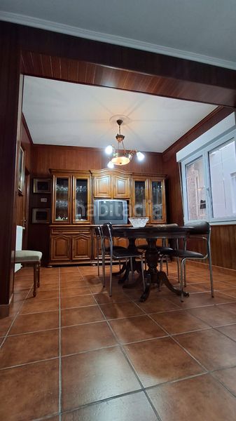 Foto b5583d74-ff24-4036-8952-e9123a60cf8e. Chalet in ac-305 35 in Pobra do Caramiñal (A)