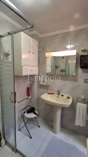 Foto beb3d466-d01c-46dc-8dcc-8f2fd9e58e14. Chalet in ac-305 35 in Pobra do Caramiñal (A)