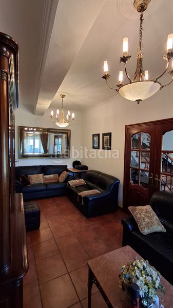 Foto d90f2de5-a2ce-4792-9003-fbc5c1f64656. Chalet in ac-305 35 in Pobra do Caramiñal (A)