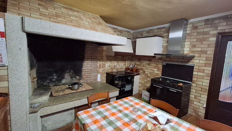 Foto ee7ac185-7b06-48a0-bc38-b7c5d567747f. Chalet in ac-305 35 in Pobra do Caramiñal (A)