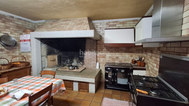 Foto fa6a0d50-7d2c-4f71-98a5-bf4f58751fc4. Chalet in ac-305 35 in Pobra do Caramiñal (A)