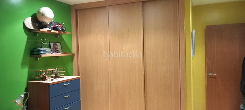 Foto be398f3e-6c3b-4094-81c0-e1970545371e. Pis amb aparcament a Catoira