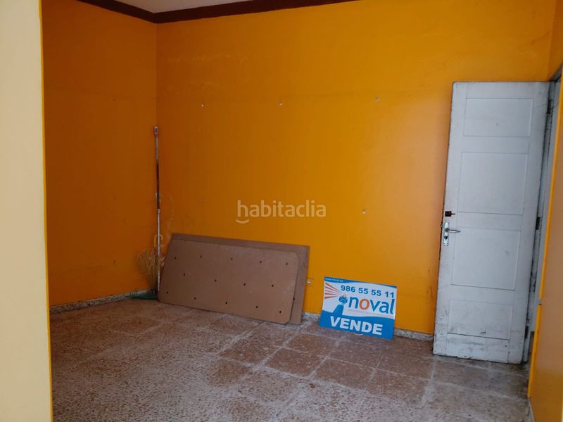 Foto ba432399-93db-4d3e-8104-d2f5800180e0. Local comercial a Grove (O)