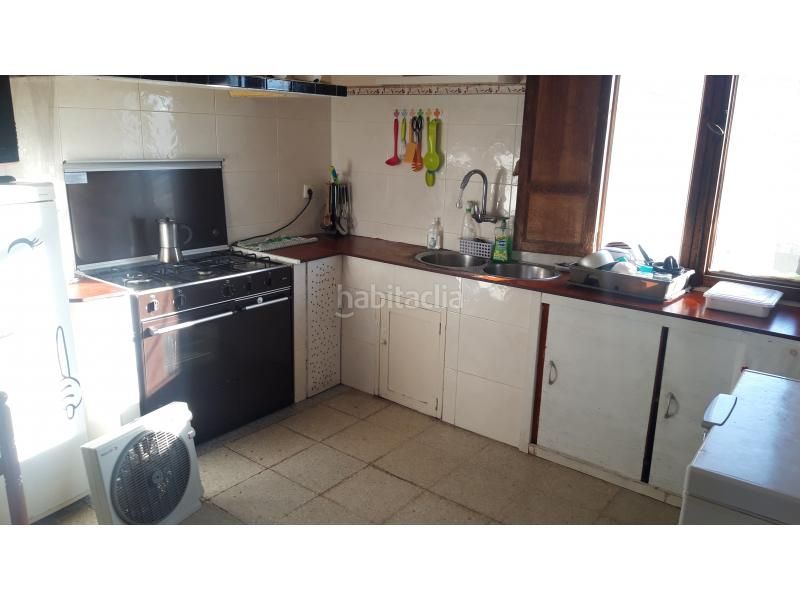 Foto e3a48d6d-4321-426b-8448-312477703427. Casa amb calefacció aparcament a Cambados