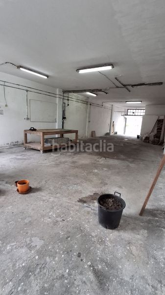 Foto adf8f123-4aa0-4374-bf00-92e0ffa2d126. Edifici a urbanización escarabote 154 a Boiro