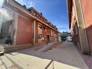Flat  Travesía de montouto. Se vende piso en montouto