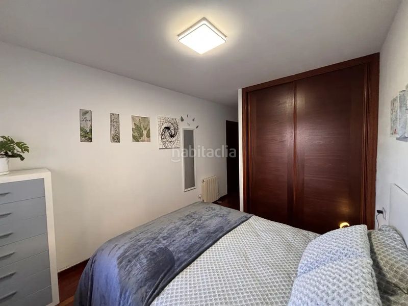 Foto 310c3698-7bd6-4ff7-89b8-68ce11e55037. Planta baixa amb calefacció aparcament a Grove (O)