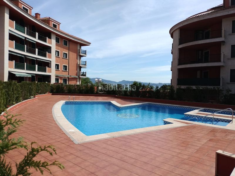 Foto e50b7a39-c23c-4177-ab26-2184eec30ec7. Etagenwohnung mit parking pool in Sanxenxo pueblo Sanxenxo