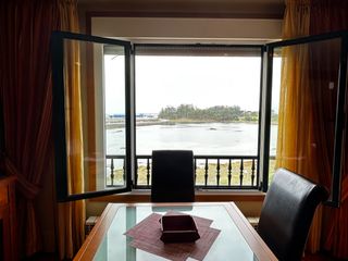 Dúplex a Cambados. Dúplex con vistas al mar en cambados