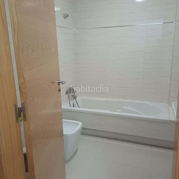 Foto 6a1f66d8-569b-4251-8d53-0e8defdca1d9. Pis amb calefacció aparcament a Vilagarcía Vilagarcía de Arousa