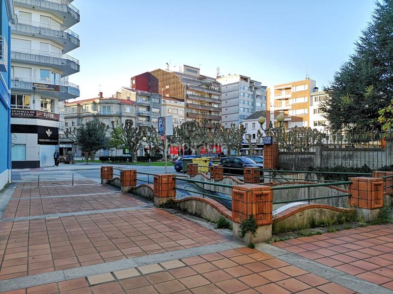 Foto 65f0b45a-f382-44f6-a9bc-9885dd9a285f. Location local commercial dans Vilagarcía Vilagarcía de Arousa