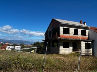 Chalet à Vilagarcía. Chalet en construcción
