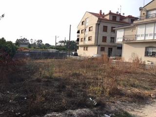 Terreny residencial a Cambados. Parcela edificable para construir edificio de apartamentos
