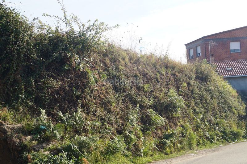 Foto ec58f174-2d42-4602-ad03-b0deb17f6c63. Terreny residencial a lugar covo 12 a Boiro