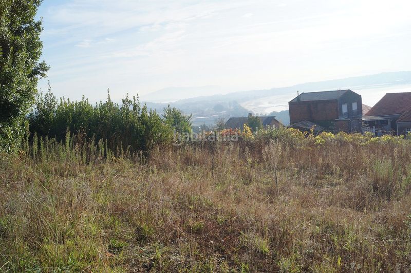 Foto fc0a33ff-991c-44ab-b05d-d9cf233d6625. Terreny residencial a lugar covo 12 a Boiro