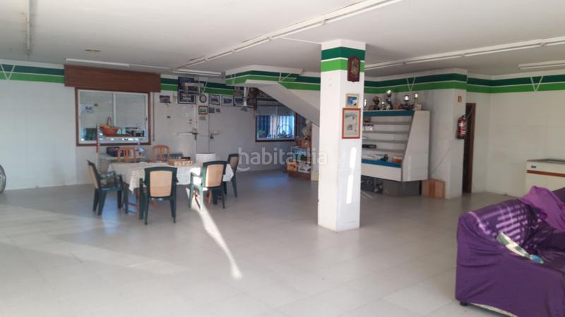 Foto 5abfef2a-8bc2-40fa-85db-79b8071a44f6. Lloguer local comercial a Vilanova de Arousa