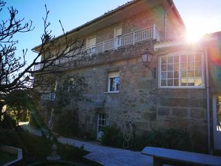Maison à Caldas de Reis. Amplia casa en zona de caldas ideal para casa rural.
