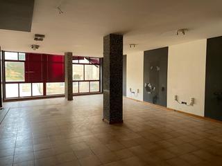 Alquiler Oficina  Rúa edelmiro trillo. Oficina en el centro
