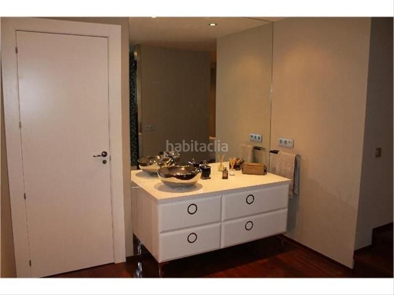 Foto da3a1780-e8a2-4f94-b86f-5501bd1d9f60. Chalet avec chauffage parking piscine dans O Hío Cangas