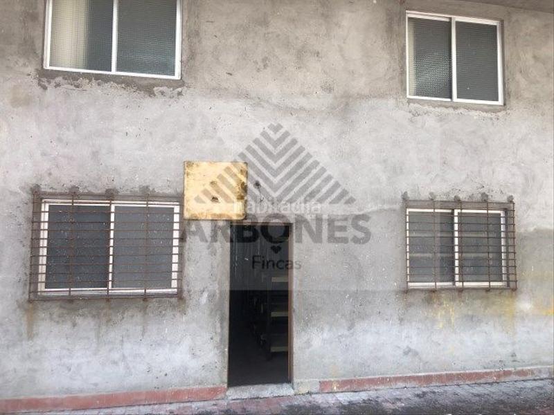 Foto 8298d419-7f04-498d-8865-209c97df7f70. Rent business premise in O Castro Vigo