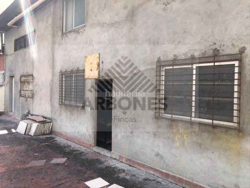 Foto 73eb6b44-abb0-434c-b68f-9e81a0c02839. Local comercial en O Castro Vigo