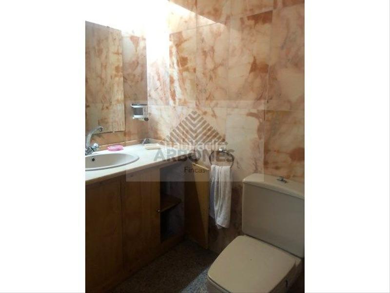 Foto 74d921d1-f579-4073-9d6d-7eba36193f0e. Local comercial en O Castro Vigo