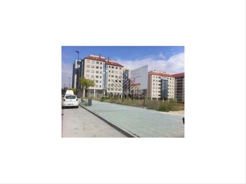 Foto e0ca3ebe-3834-4e1e-ade7-661c97f95a2c. Location bureau dans Alcabre Vigo