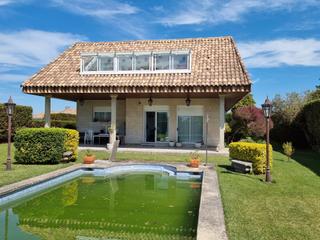 Chalet in Coruxo - Oia - Saiáns