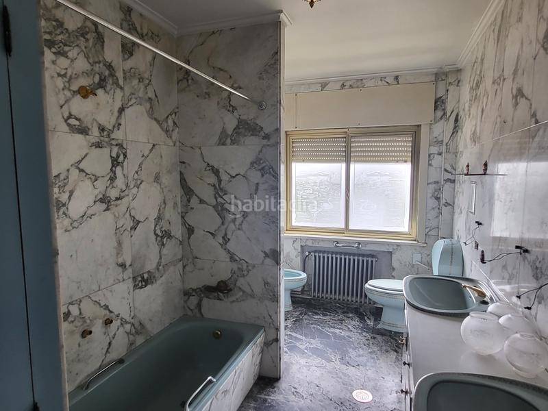 Foto bb5405a5-eb34-41da-bf4b-457ec2592e7e. Chalet with heating parking in O Castro Vigo