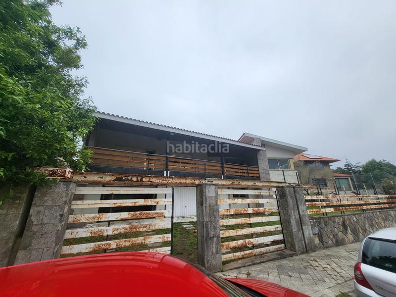Foto f9b5ef15-ab69-422b-9c8f-9d3262da0268. Chalet with heating parking in O Castro Vigo