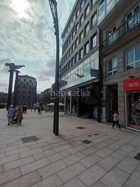 Foto 2b7ee809-39f6-4283-89c9-44c7ec62e61c. Oficina a Casco Vello Vigo