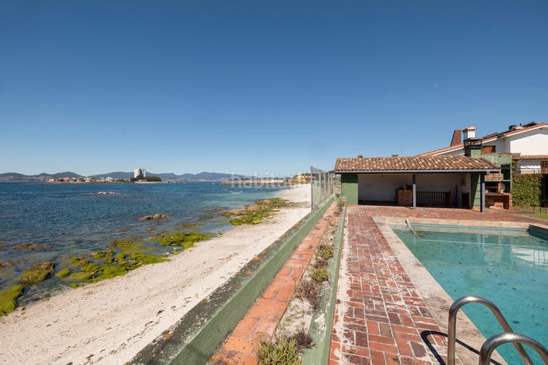 Foto 920a8cc3-b309-4d63-a34d-e4660bc128fb. Chalet avec cheminée chauffage parking piscine dans Vigo