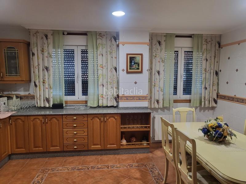 Foto 23036531-6e58-4866-b7f0-fea01f99f333. Chalet avec cheminée chauffage parking dans Sardoma - Castrelos Vigo