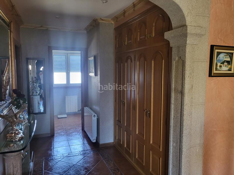 Foto 41d9c557-9f6e-41ed-b642-6e3bcbf0de6d. Chalet avec cheminée chauffage parking dans Sardoma - Castrelos Vigo