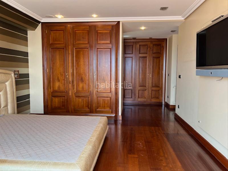 Foto dd528202-5a8a-4b4c-b5a3-0b1506ca8d70. Location appartement dans praza francisco fernández del riego s/n dans Vigo