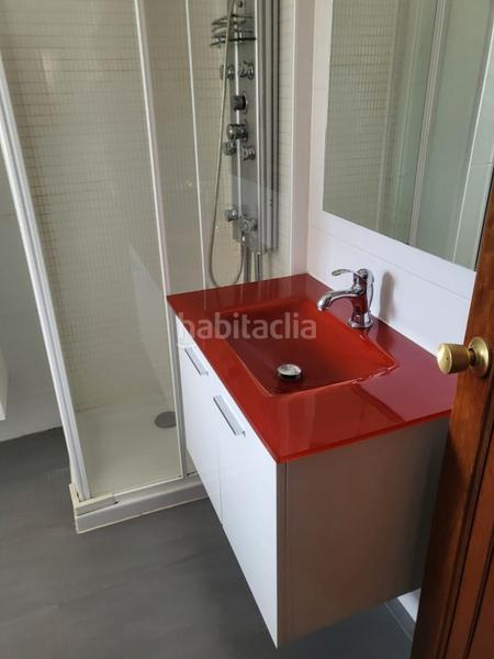 Foto c78ab3a4-3120-482f-b99a-57f40511371b. Chalet mit kamin heizung parking in Plaza España - Corte Inglés Vigo