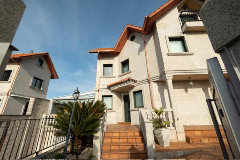 Foto 782b2da6-ef1a-4015-aa07-25cb705875d2. Chalet  en Alcabre en Alcabre Vigo