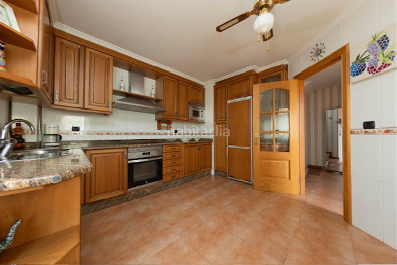 Foto 9506a0f0-402f-4ce5-b558-56afd6cbf055. Chalet  en Alcabre en Alcabre Vigo